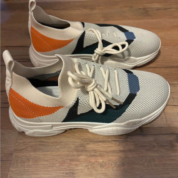 Shein Women Colorblock Lace-Up Front Chunky Sneakers Size 8 -NWOT - Picture 7 of 11